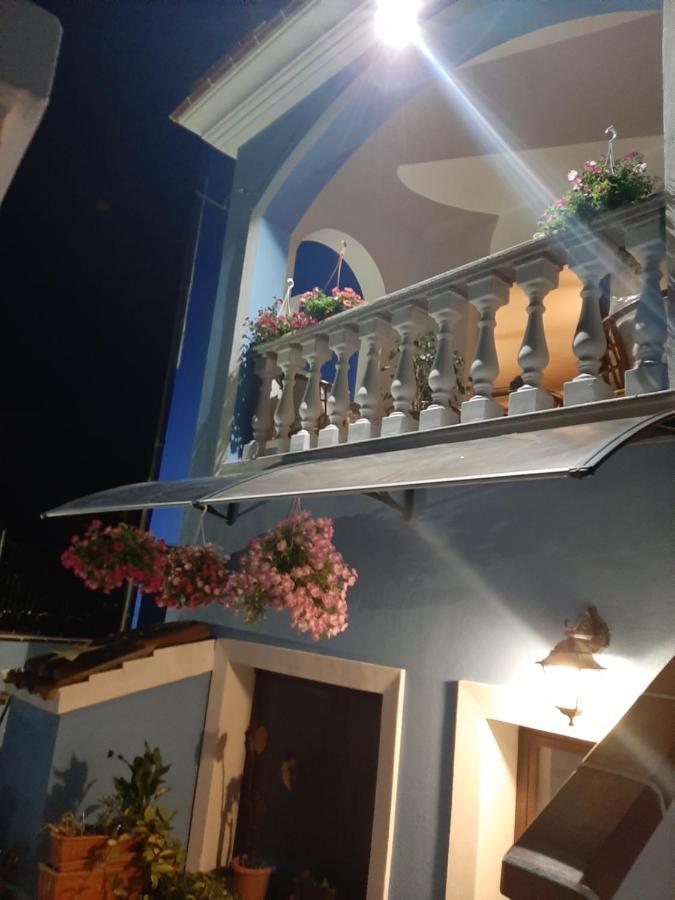 B&B Sotto Le Stelle Vacanze バリ・サルド エクステリア 写真