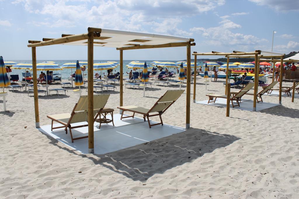 B&B Sotto Le Stelle Vacanze バリ・サルド エクステリア 写真
