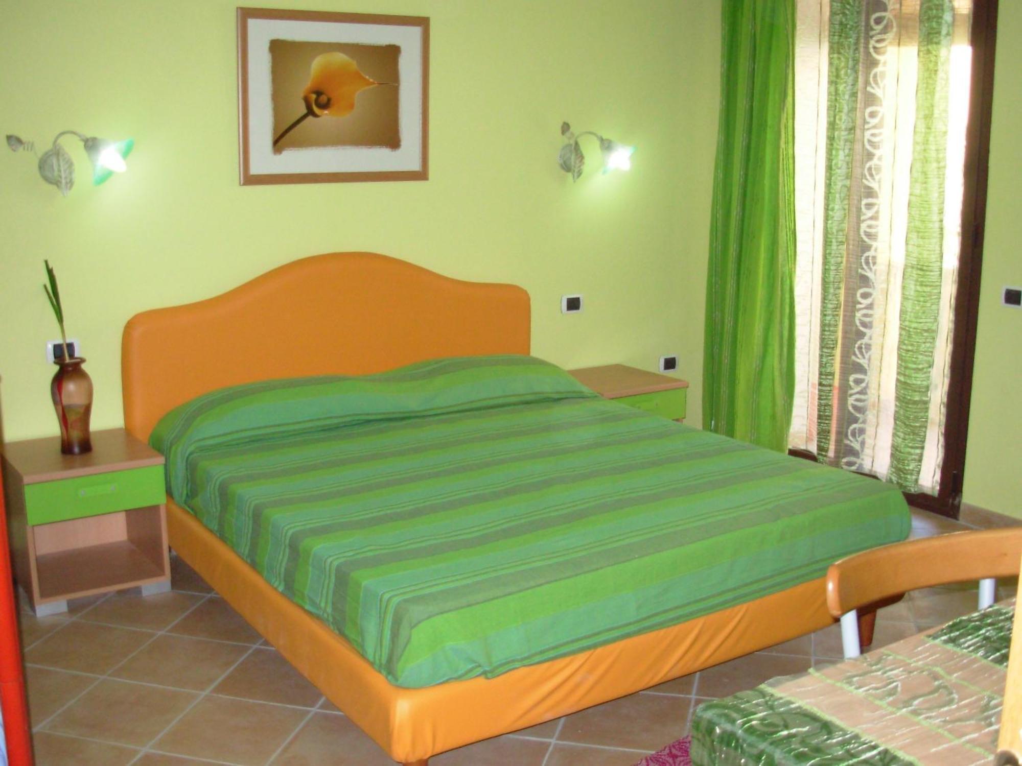 B&B Sotto Le Stelle Vacanze バリ・サルド 部屋 写真